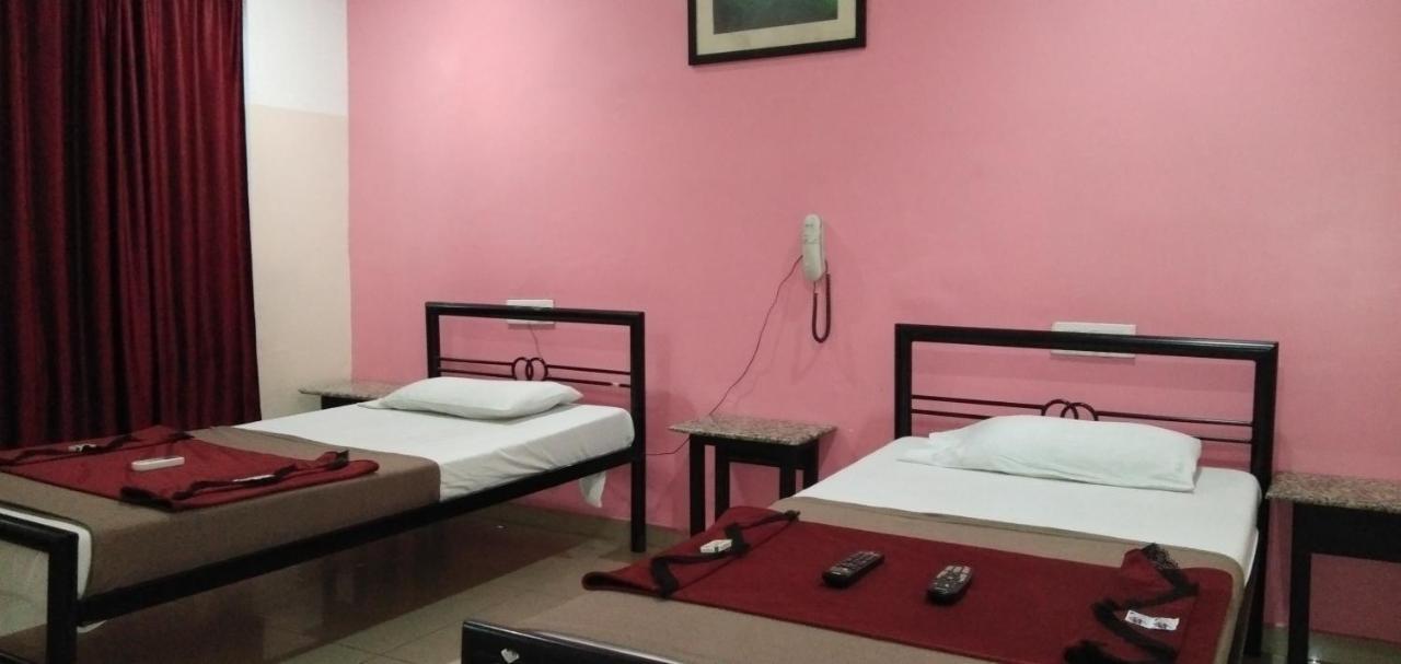 Deccan Comforts Hyderabad Esterno foto